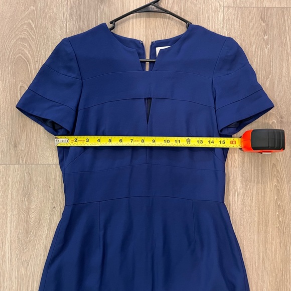 J. Mendel dress. Gorgeous royal blue. Sz 4 - Picture 7 of 8